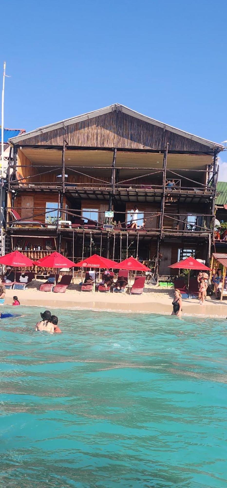 Ecohotelhector بلايا بلانكا المظهر الخارجي الصورة