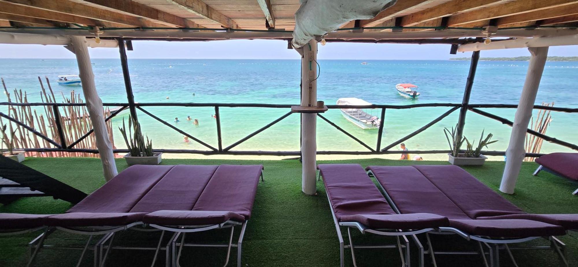 Ecohotelhector بلايا بلانكا المظهر الخارجي الصورة