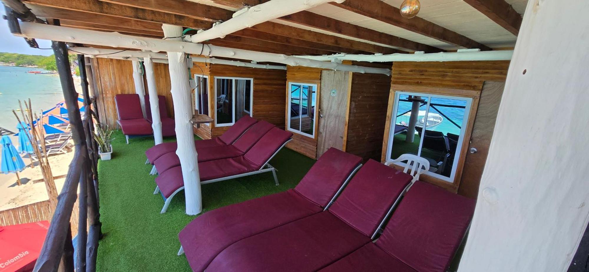 Ecohotelhector بلايا بلانكا المظهر الخارجي الصورة